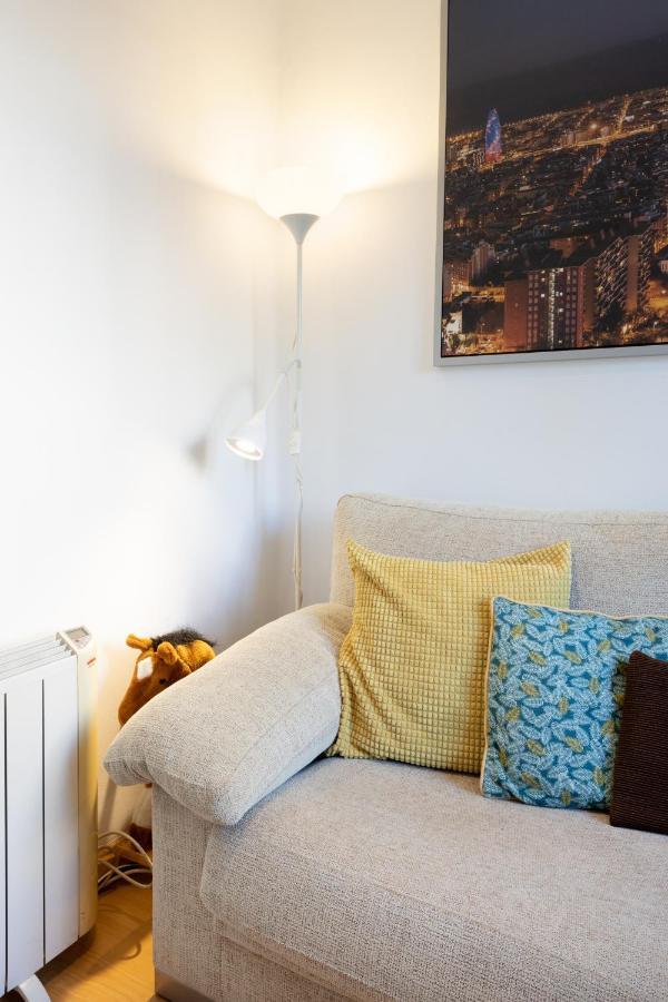 Cute Apartment In Sants Station With Hbo & Alexa & Ac Barcelona Luaran gambar