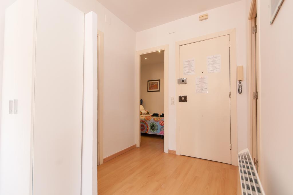 Cute Apartment In Sants Station With Hbo & Alexa & Ac Barcelona Luaran gambar