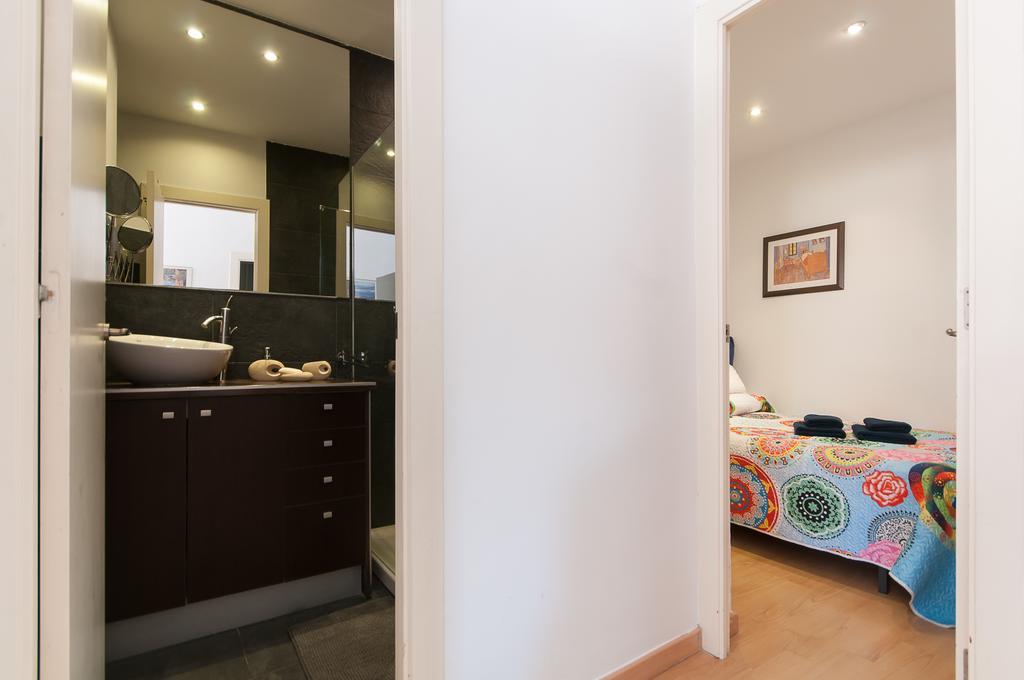 Cute Apartment In Sants Station With Hbo & Alexa & Ac Barcelona Luaran gambar